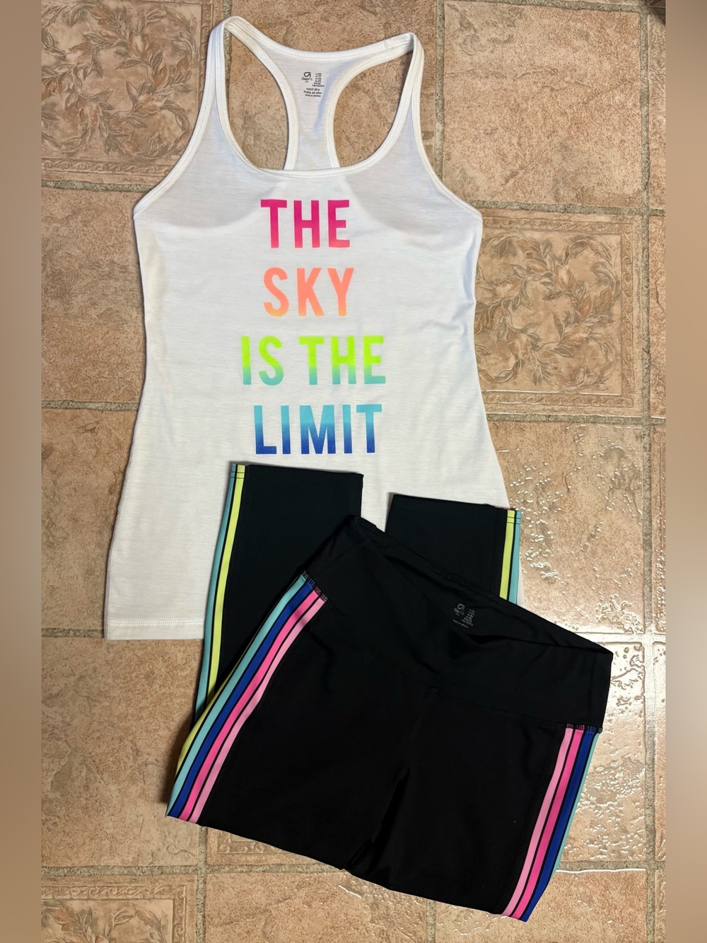 Gap tank top and crop leggings